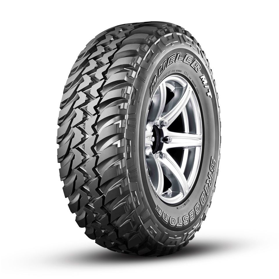 Bridgestone  235/75/15  Q 104/101 674
