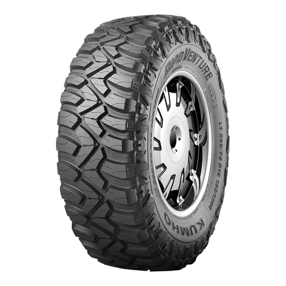 Kumho  265/70/17  Q 121/118 MT-71   старше 3-х лет